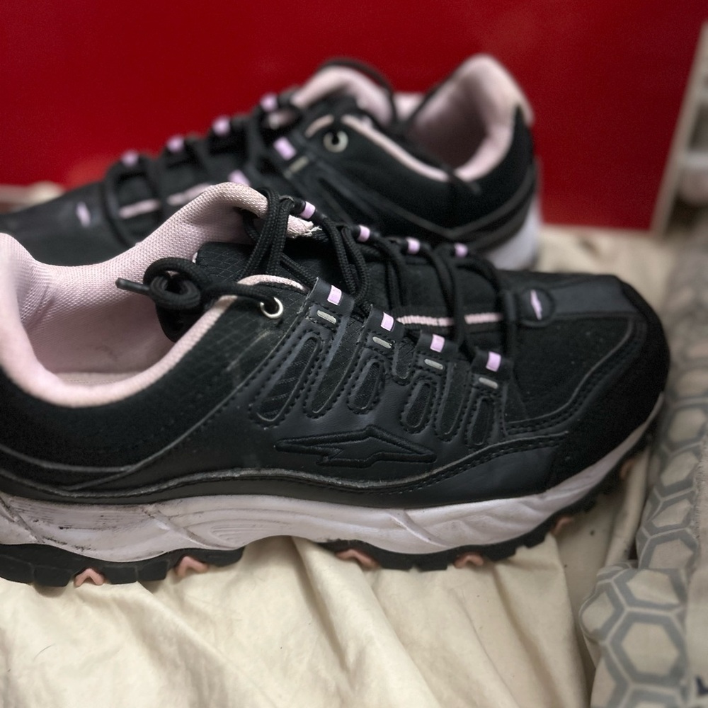 Avia Black and Pink Athletic Shoes